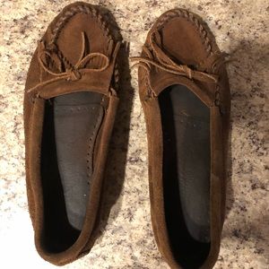 minnetonka moccasins